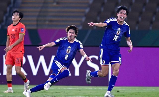 Kaiyun中国官网-小作坊难敌体系！输4球真不意外，中日足球的差距根本不在球员